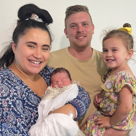 Mater Mothers welcomes 12000th baby in time for Christmas 